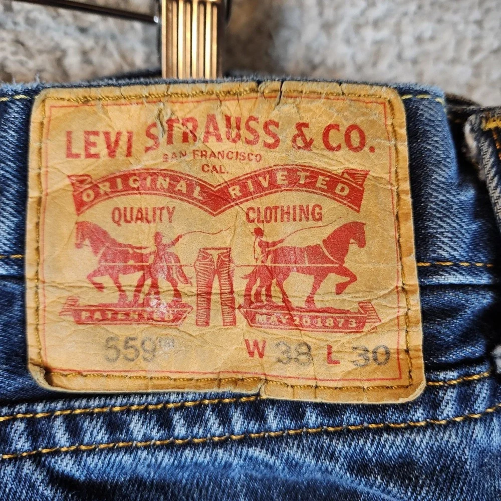 Levi's 559 Jeans‎ Men's 38X30 (Fits 39x29) Blue Denim Pockets Straight Leg